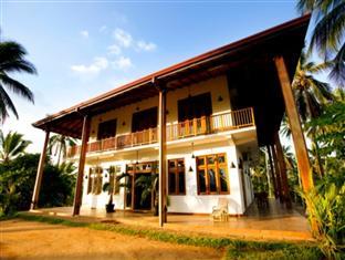 Jim'S Farm Villas Madawala Exterior photo